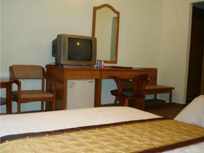 Cao Nguyen Hotel Buon Ma Thuot Exterior photo